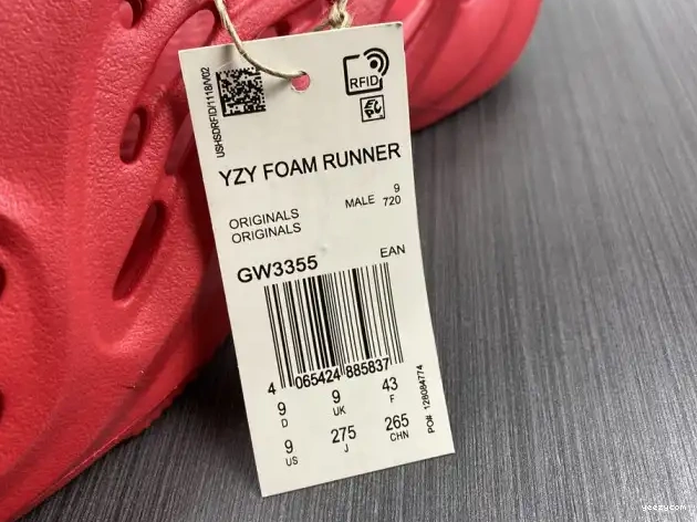 Foam Red Adidas CW3355 Yeezy 0618